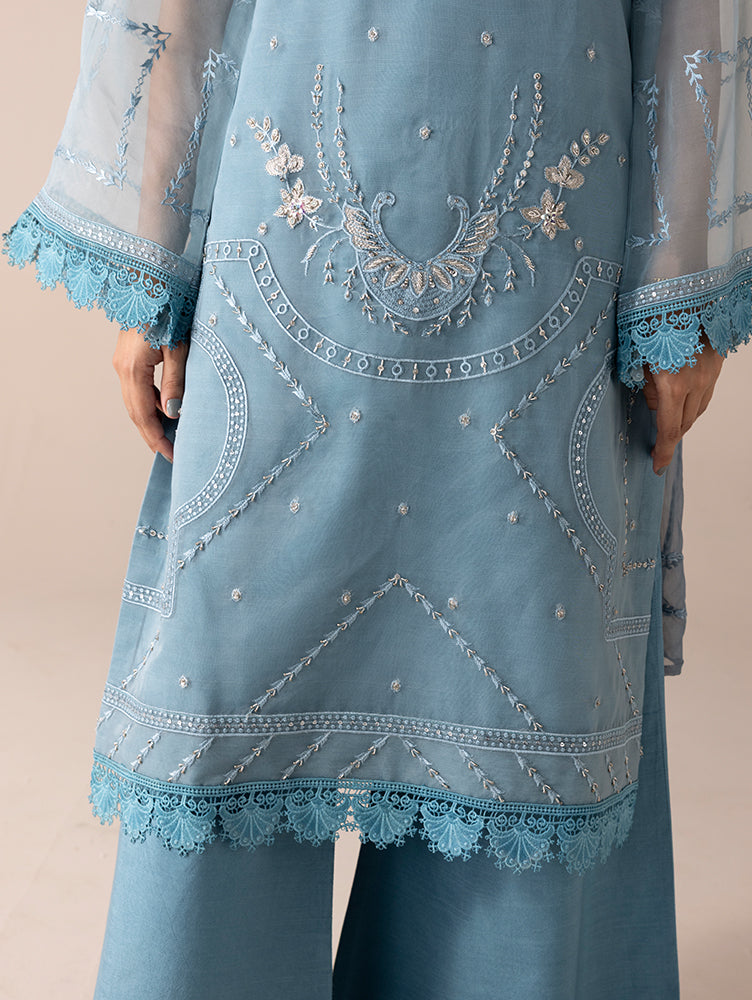 Aurapret-05 | 3 Piece Embroidered Organza Suit