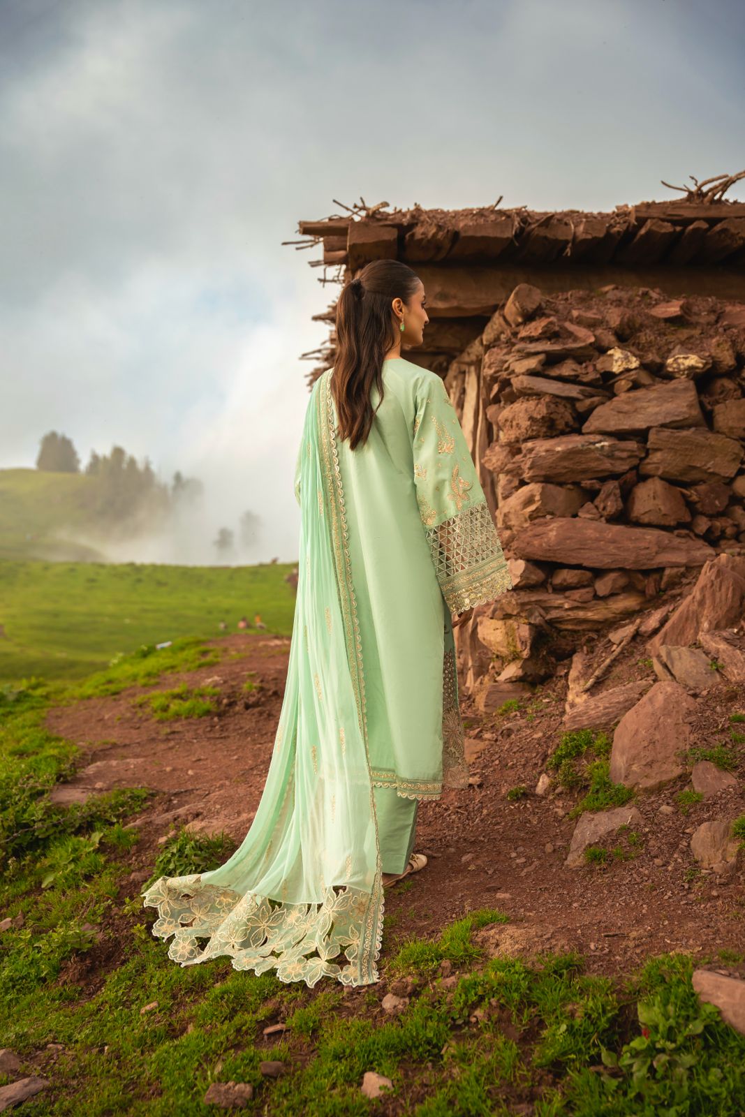 Dastaan by Zebtan DZ-02