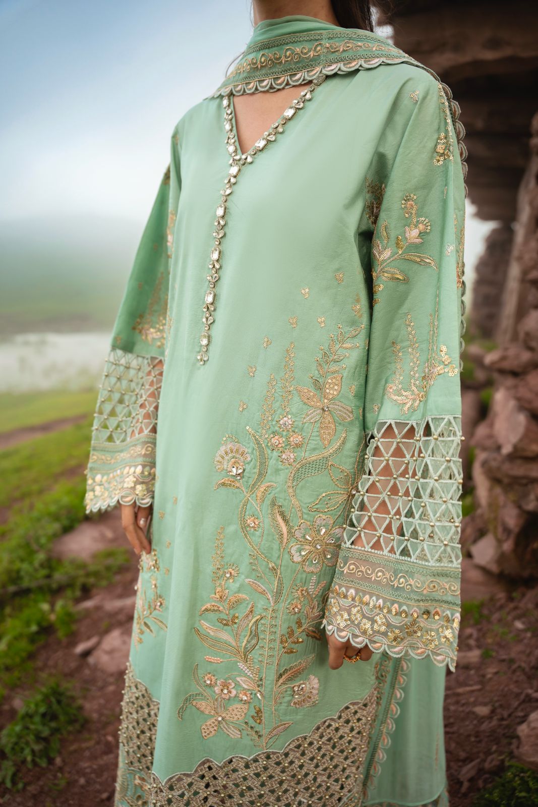 Dastaan by Zebtan DZ-02